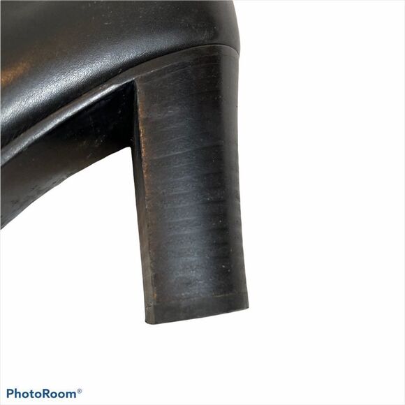 Via Spiga Ladies Black Leather Ankle Boots 7.5 - Picture 3 of 16